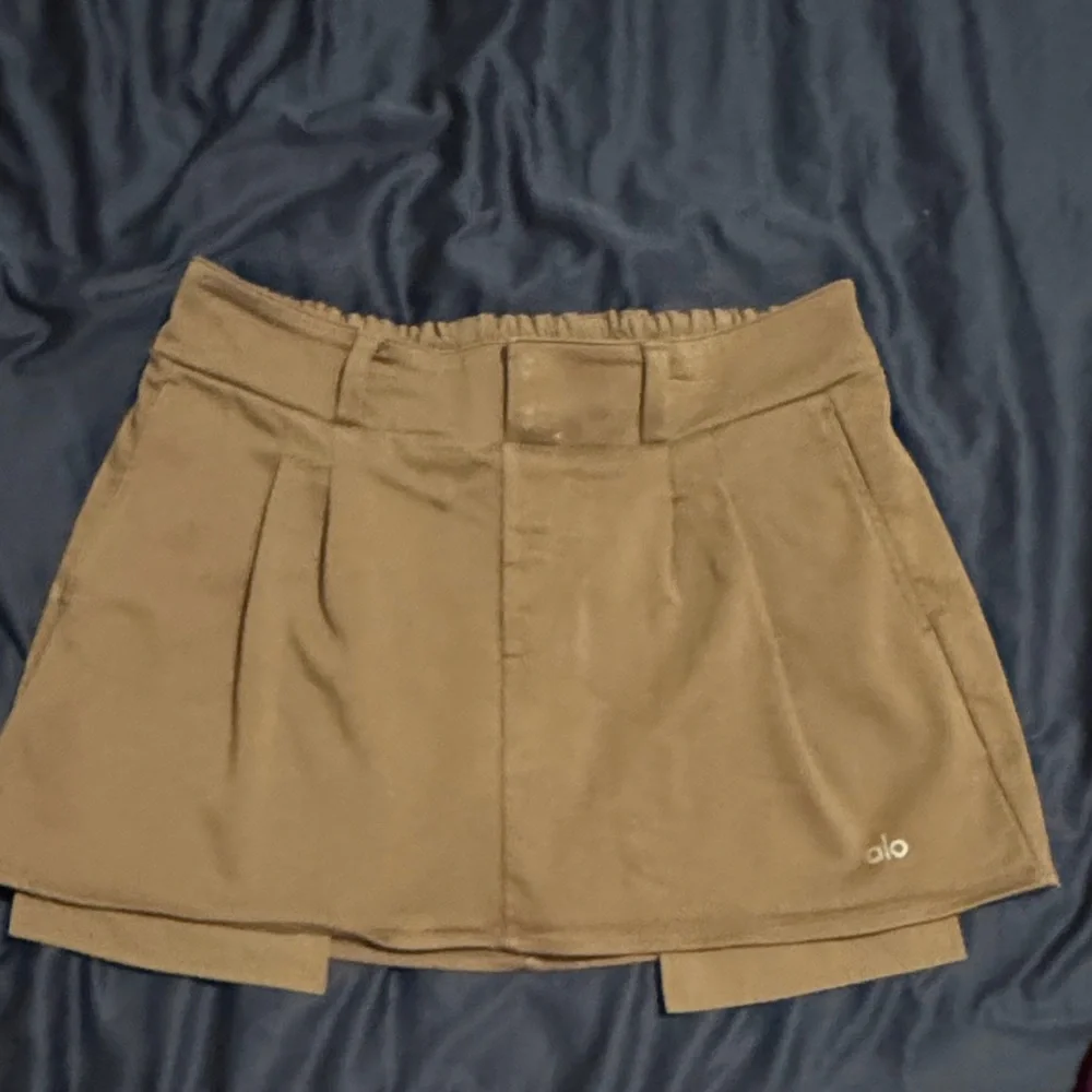ALO Yoga Mauve Pleated Tennis Skort